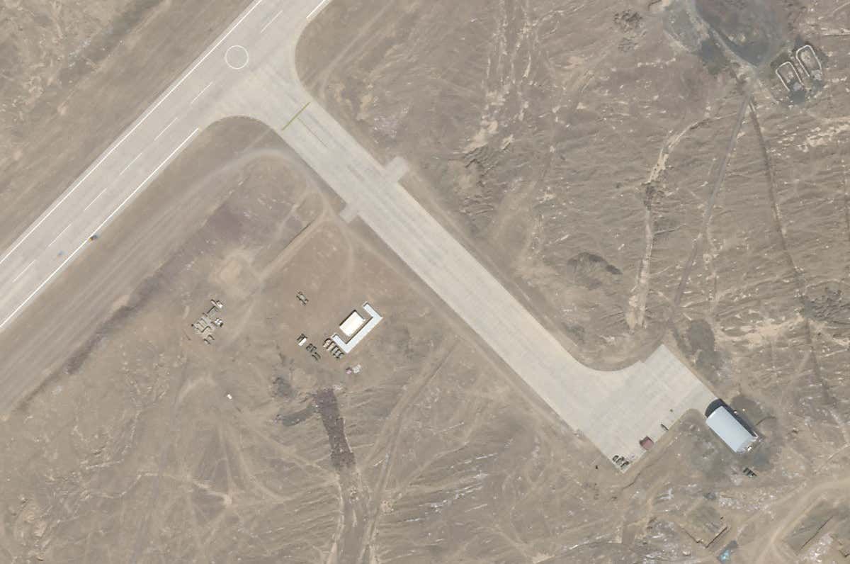 Base 4_1599592350399-hangar-2.jpg