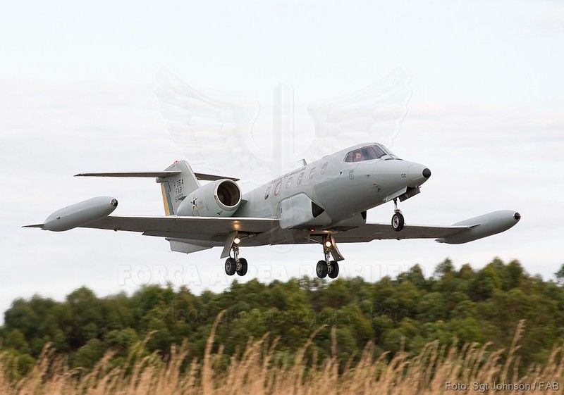 FAB-R-35A-Lear-Jet.jpg